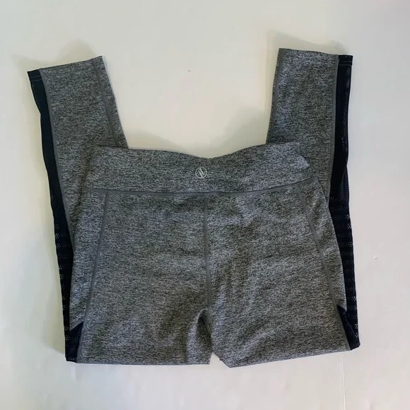 Adrienne Vittadini Sport 7/8 Leggings - Picture 2 of 7